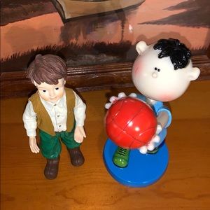 Boy figurines (bundle)